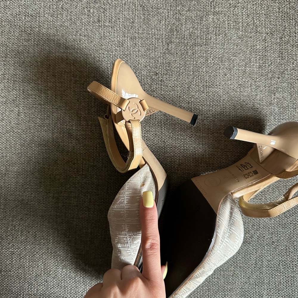 Vintage Chanel canvas travel line heels - Picture 3 of 6